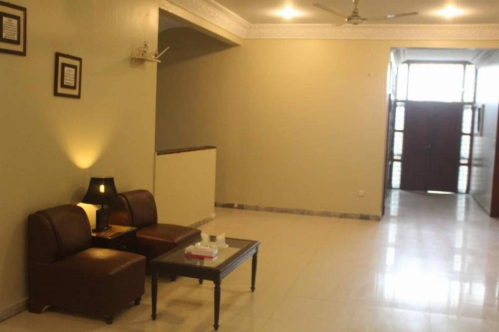 Clifton Guest House Bath Island Image 8